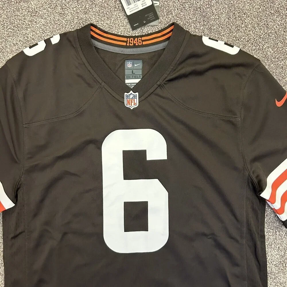 NWT $85 Nike Cleveland Browns NFL Baker Mayfield #6 Football Jersey Youth Size L